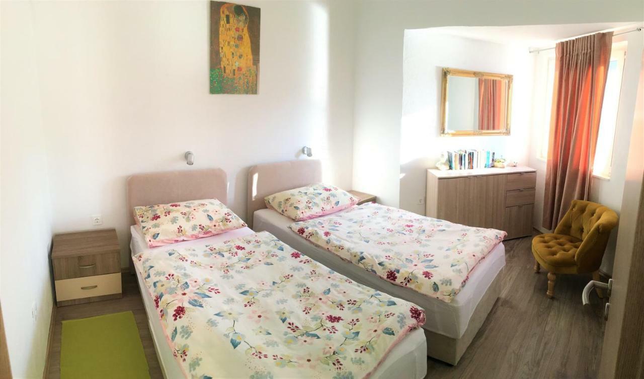 Apartments Kurelja Lastovo Екстериор снимка